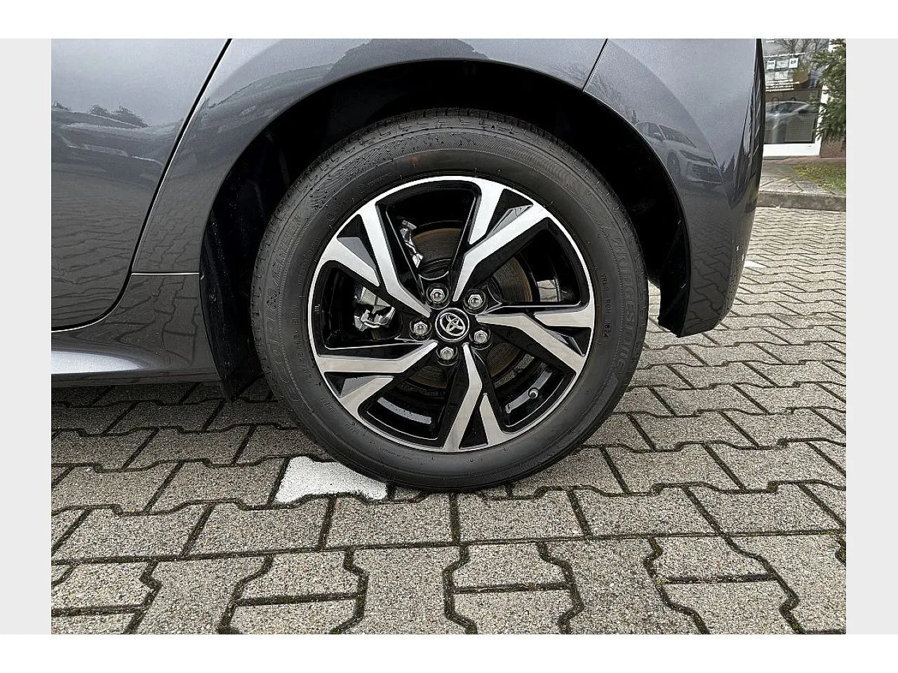 Toyota Yaris 1.5 VVT-i  116 Hybride Teamplayer - Photo 1