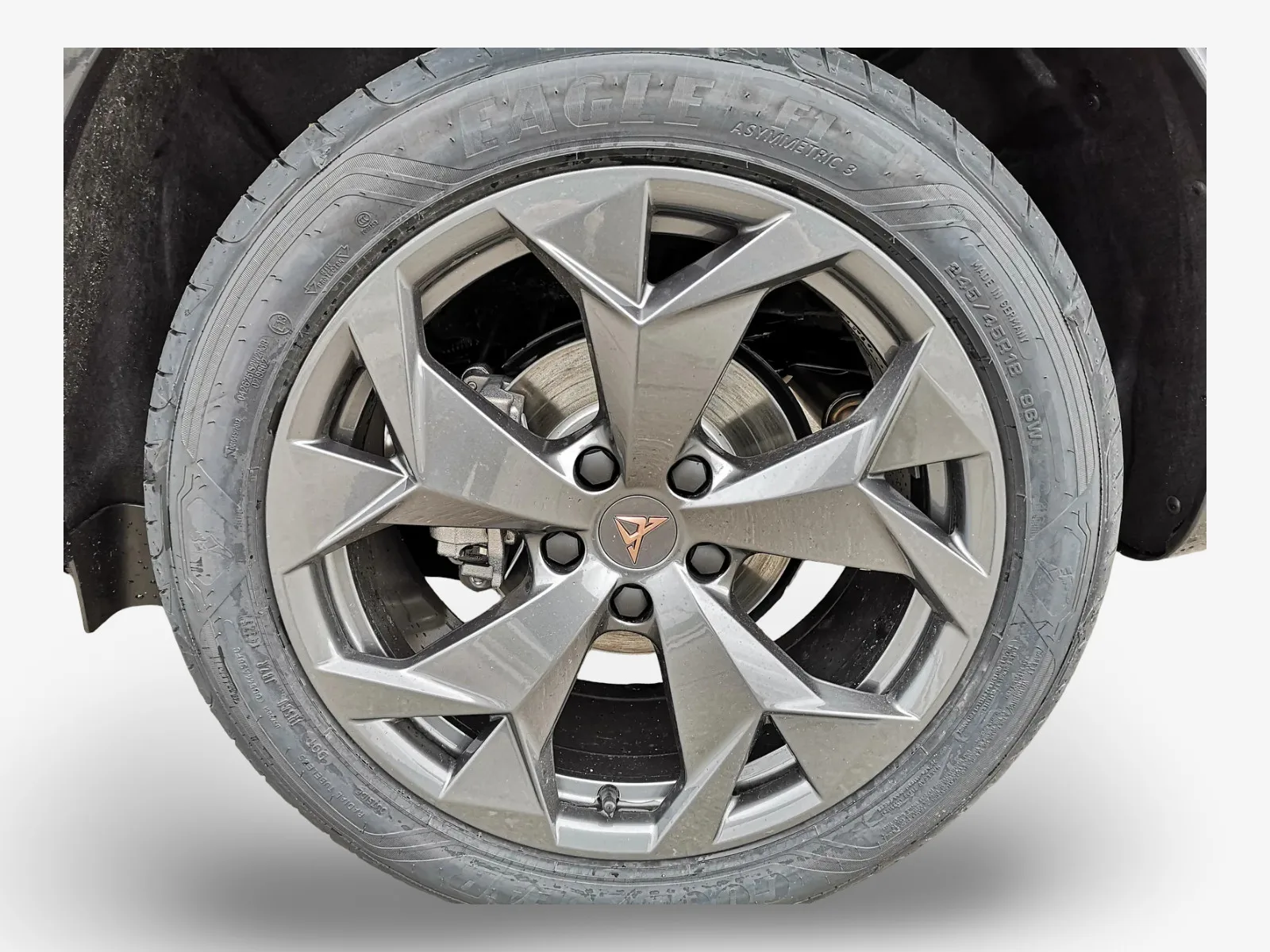 Cupra Formentor 2.0 TSi DSG 204 4x4 - Photo 1