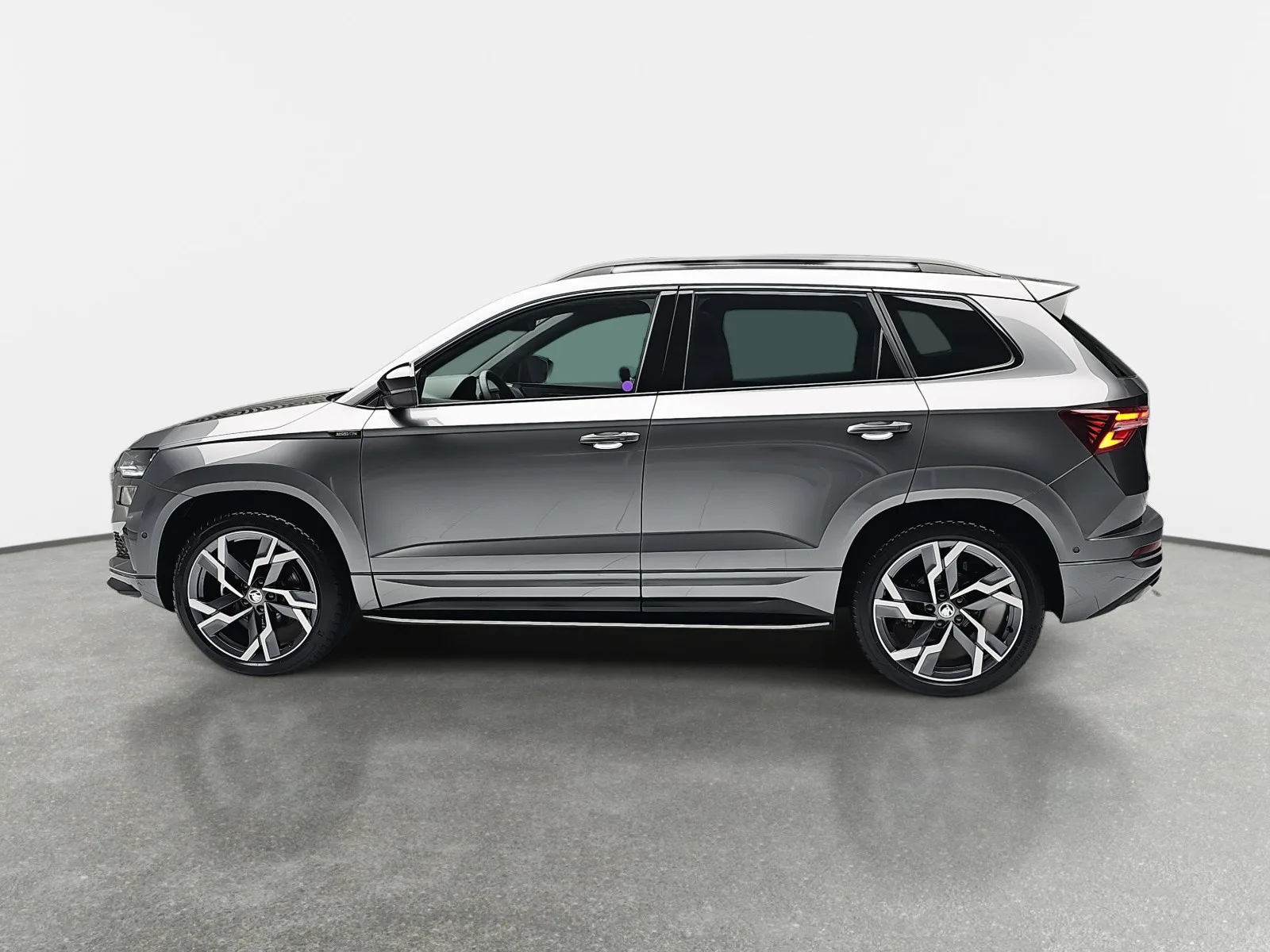 Skoda Karoq 1.5 TSi 150 DSG SPORTLINE - Photo 1