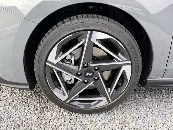 Hyundai i30 1.5 T-GDI 150 DCT N-Line - Photo 3