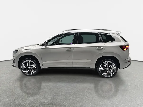 Skoda Karoq 2.0 TSi 190 DSG SPORTLINE 4x4 - Photo 2
