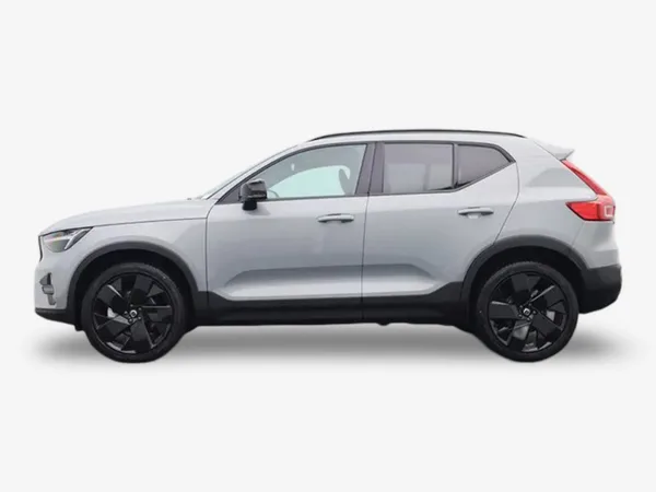 Volvo XC40 2.0 B4 MHD 197  Black Edition - Photo 2