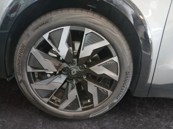 Renault Rafale 1.2 E-Tech Esprit Alpine E-Tech 4x4 plug-in hybrid 300 hp - Photo 3