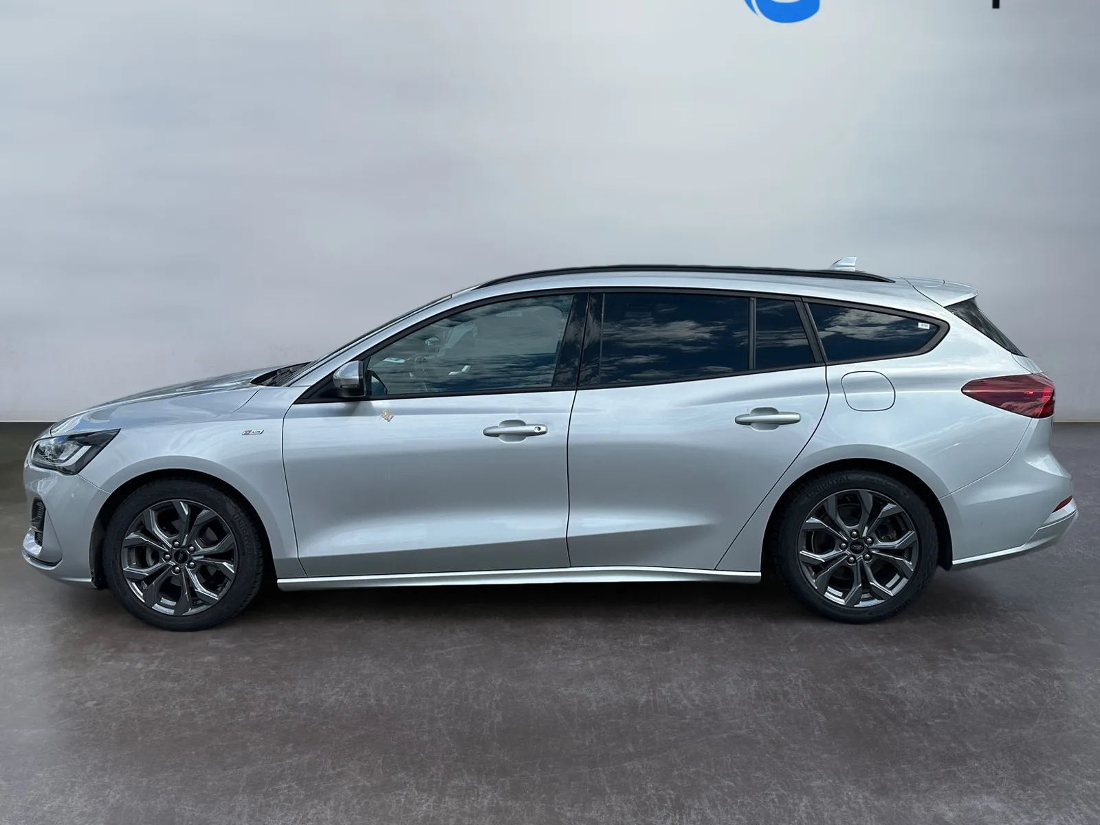 Ford Focus 1.0i ST- LINE Ecoboost - Photo 1