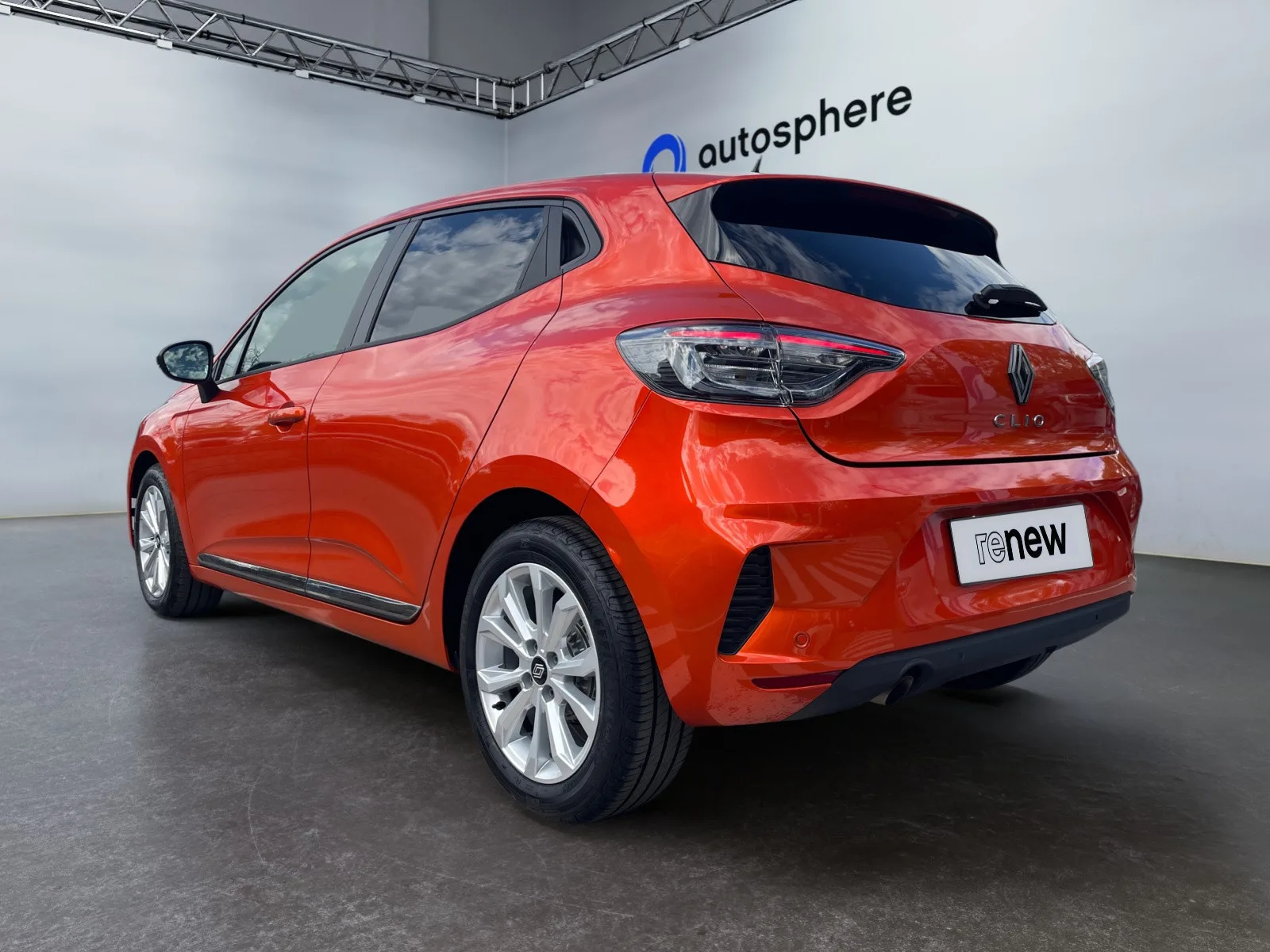 Renault Clio 1.0 TCe Evolution - Photo 1