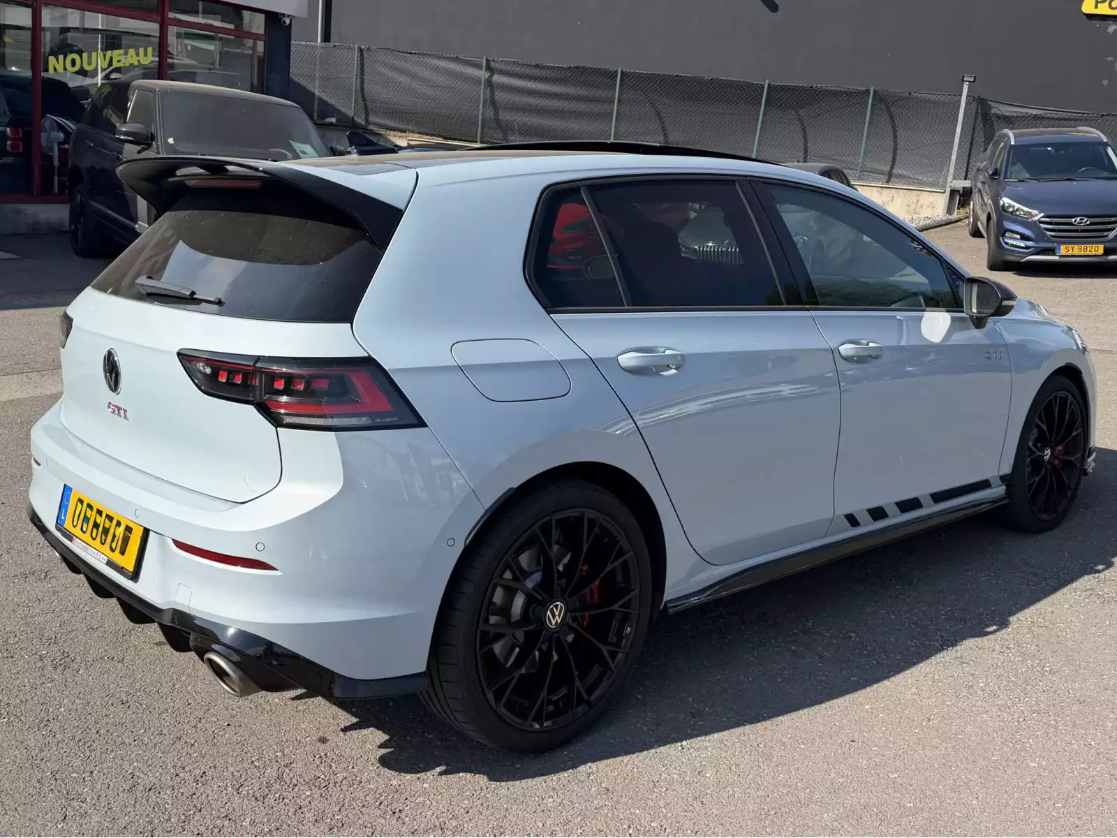 Volkswagen Golf GTI FACELIFT 2.0 TSI 300 CLUBSPORT CRYSTAL ICE BLUE IQ LIGHT HARMAN KARDON PANO NAVI - Photo 1