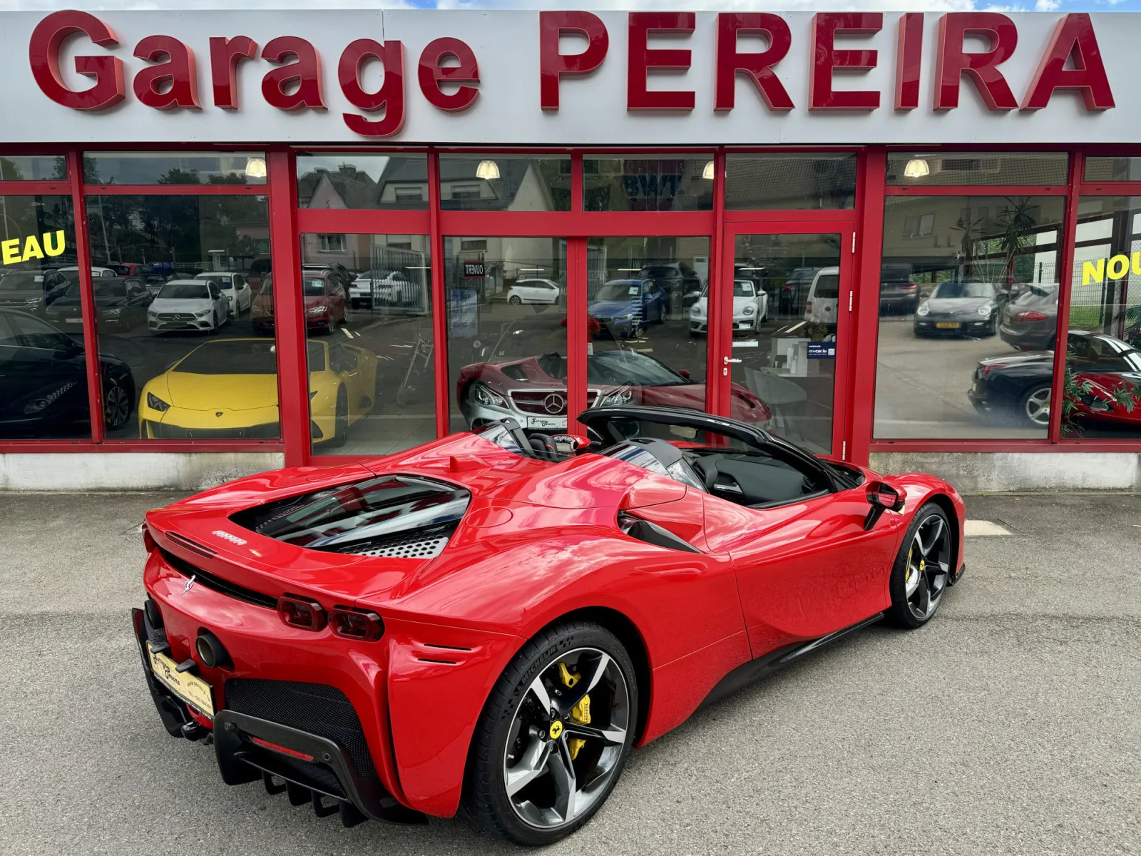 Ferrari SF90 Spider REPRISES POSSIBLE ... INZAHLUNGEN MÖGLICH Full options Great best comfort seats 1 HAND - Photo 1
