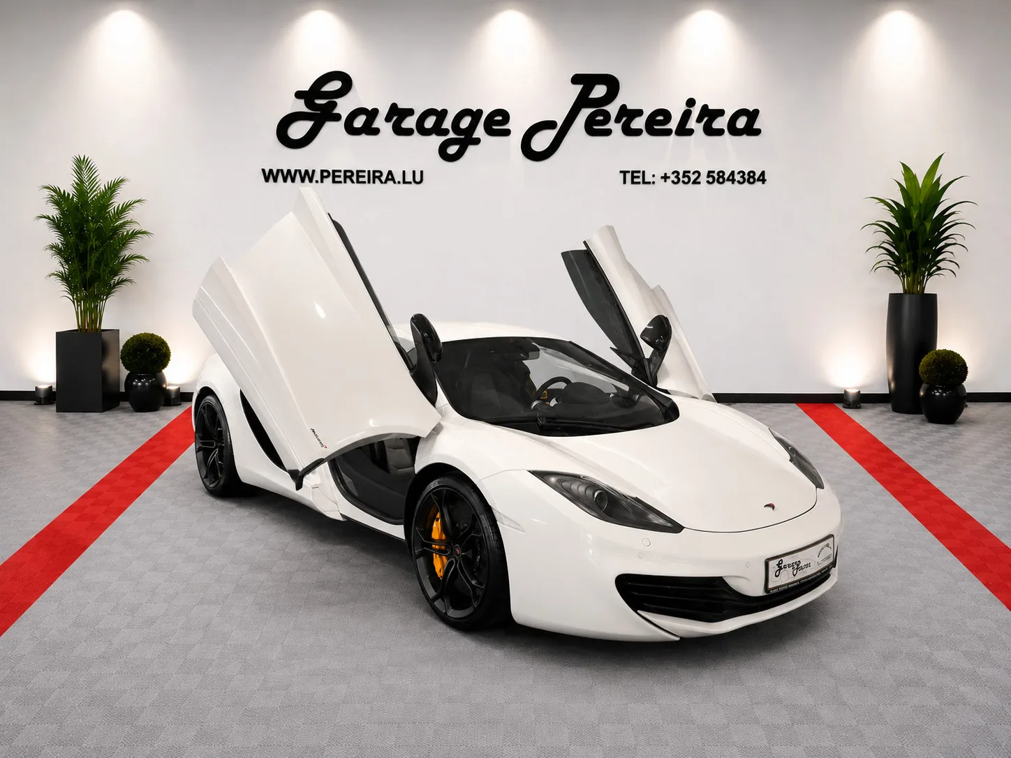 McLaren MP4-12C MP4-12C Carbon EX VIP CRISTIANO RONALDO - Photo 1