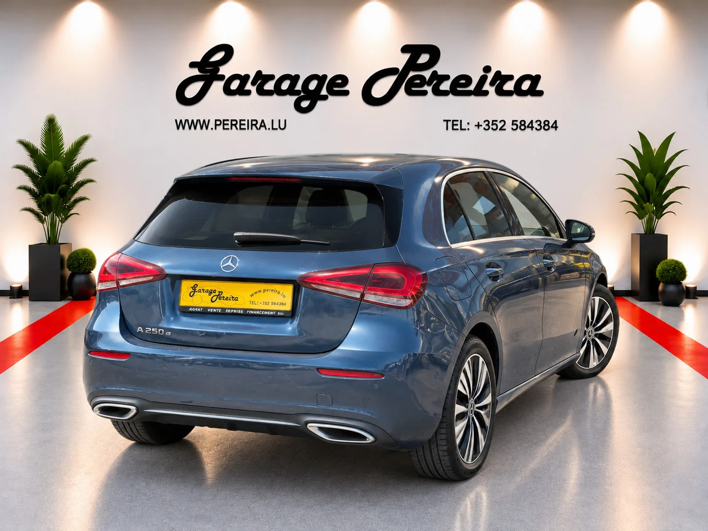 Mercedes-Benz A 250 e Plug in PROGRESSIVE LINE PANO CUIR NAVI 1 HAND - Photo 1