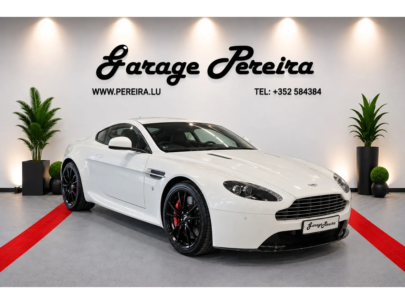 Aston Martin V8 Vantage EUROPA CARBON CUIR NAVI - Photo 1