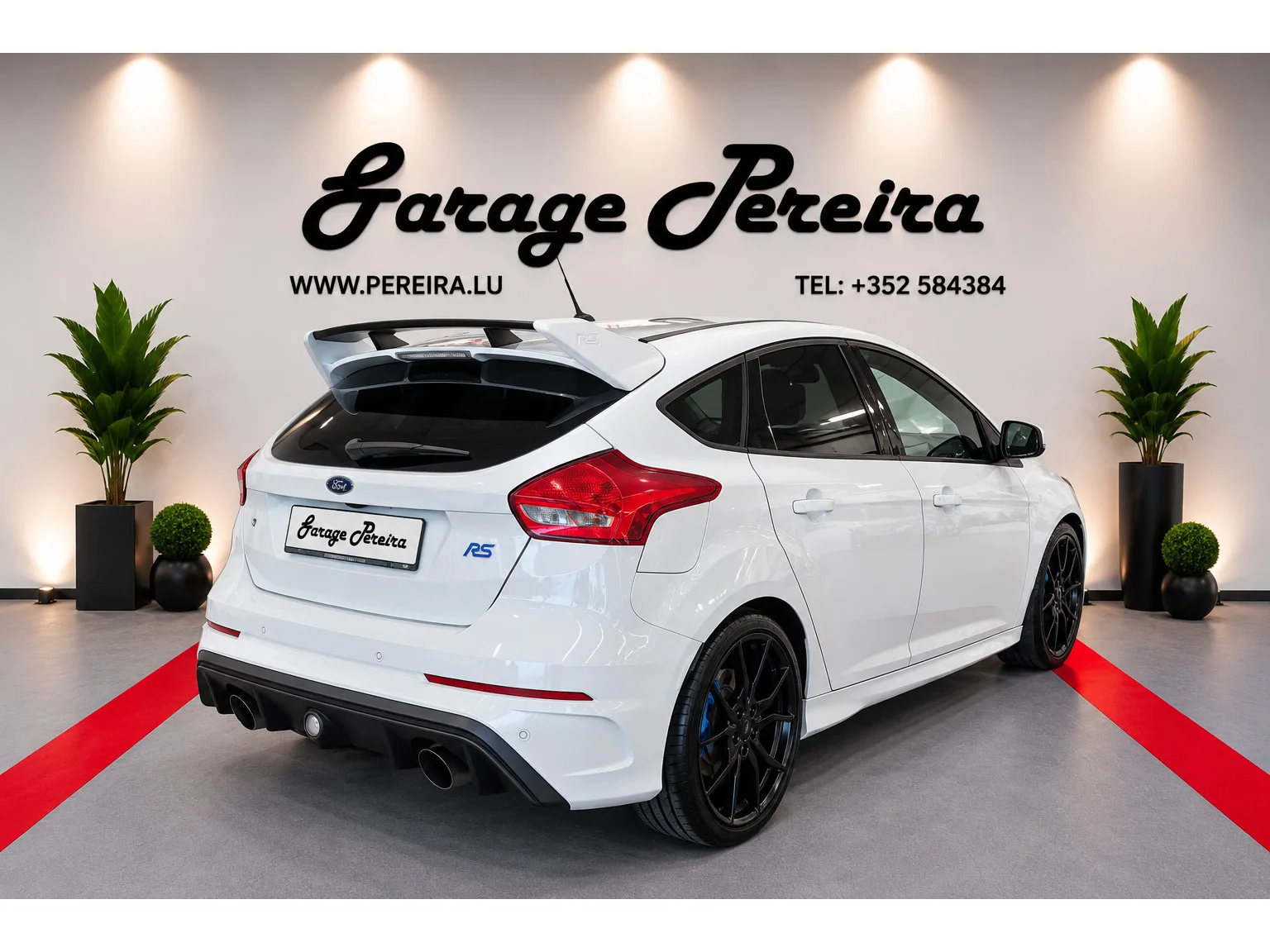 Ford Focus 2.3 ECOBOOST RS 350 AWD RECARO SITZE BI-XENON NAVI - Photo 1