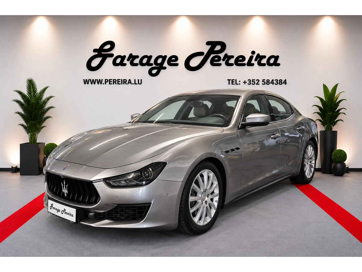 Maserati Ghibli 3.0 V6 SQ4 FACELIFT CUIR NAVI 430CV/PS - Photo 1