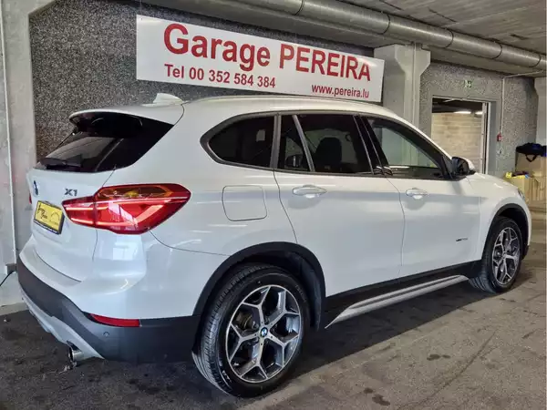 BMW X1 20D XDRIVE AUTO LED CUIR NAVI - Photo 2