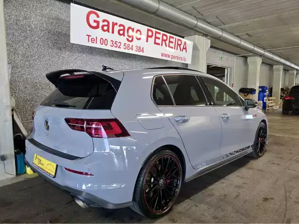 Volkswagen Golf GTI 2.0 TSI 300 CLUBSPORT ÉDITION 45 AKRAPOVIC DCC NURBURGRING PANO NAVI - Photo 2
