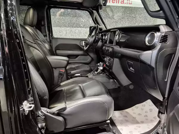 Jeep Wrangler 2.2 CRDi UNLIMITED SAHARA TRAIL RATED 4X4 CUIR NAVI - Photo 3