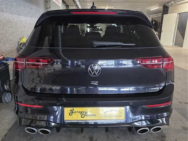 Volkswagen Golf R 2.0 TSI 320 4MOTION HARMAN KARDON IQ-LIGHT NAVI - Photo 2
