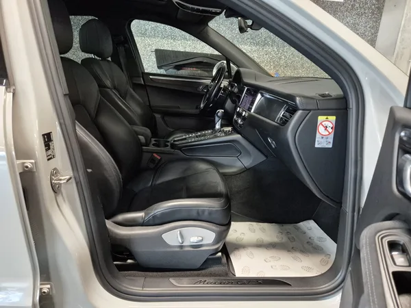 Porsche Macan 2.9 GTS PANO CUIR NAVI - Photo 3