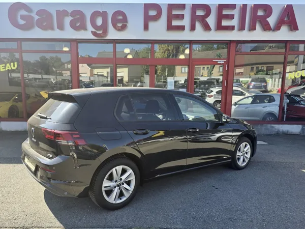 Volkswagen Golf Golf 8 1.5 eTSI 150 DSG LIFE LED NAVI - Photo 2
