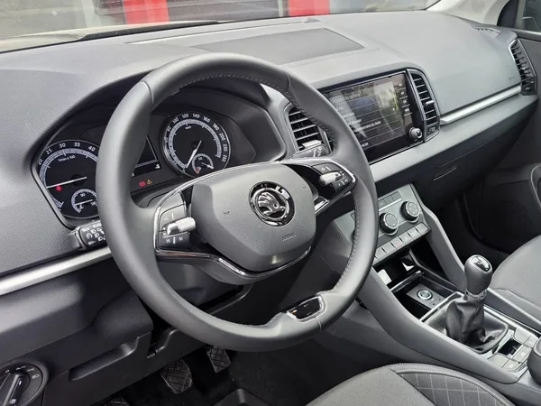 Skoda Karoq 2.0 TDI 150 CANTON NAVI 1 HAND - Photo 1
