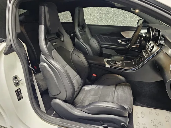Mercedes-Benz C 63 AMG S 4.0 V8 BURMESTER PERFORMANCE Pas de Malus en France - Photo 3