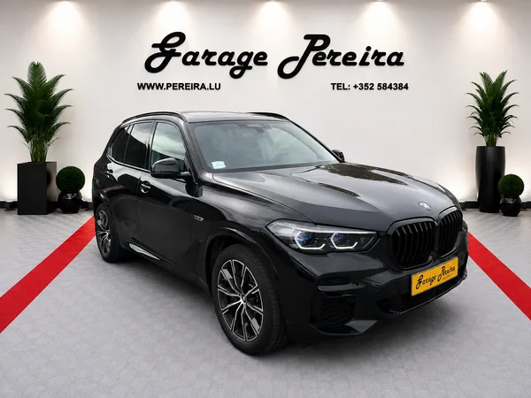 BMW X5 45e XDRIVE M SPORT PAKET LASER HEAD UP PANO CUIR NAVI 1 HAND - Photo 1
