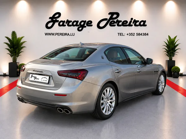 Maserati Ghibli 3.0 V6 SQ4 FACELIFT CUIR NAVI 430CV/PS - Photo 2