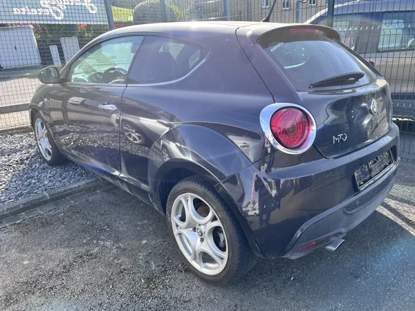 Alfa Romeo MiTo 1.3 JTDM - Photo 2