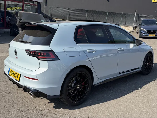 Volkswagen Golf GTI FACELIFT 2.0 TSI 300 CLUBSPORT CRYSTAL ICE BLUE IQ LIGHT HARMAN KARDON PANO NAVI - Photo 2