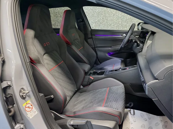 Volkswagen Golf GTI 2.0 TSI 300 CLUBSPORT ÉDITION 45 AKRAPOVIC DCC NURBURGRING PANO NAVI - Photo 3
