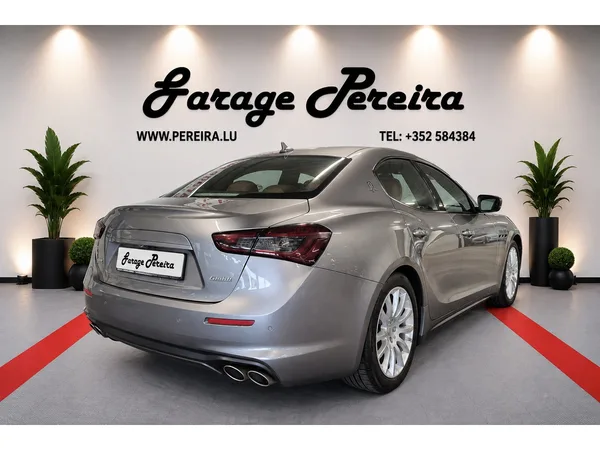 Maserati Ghibli 3.0 V6 SQ4 FACELIFT CUIR NAVI 430CV/PS - Photo 2