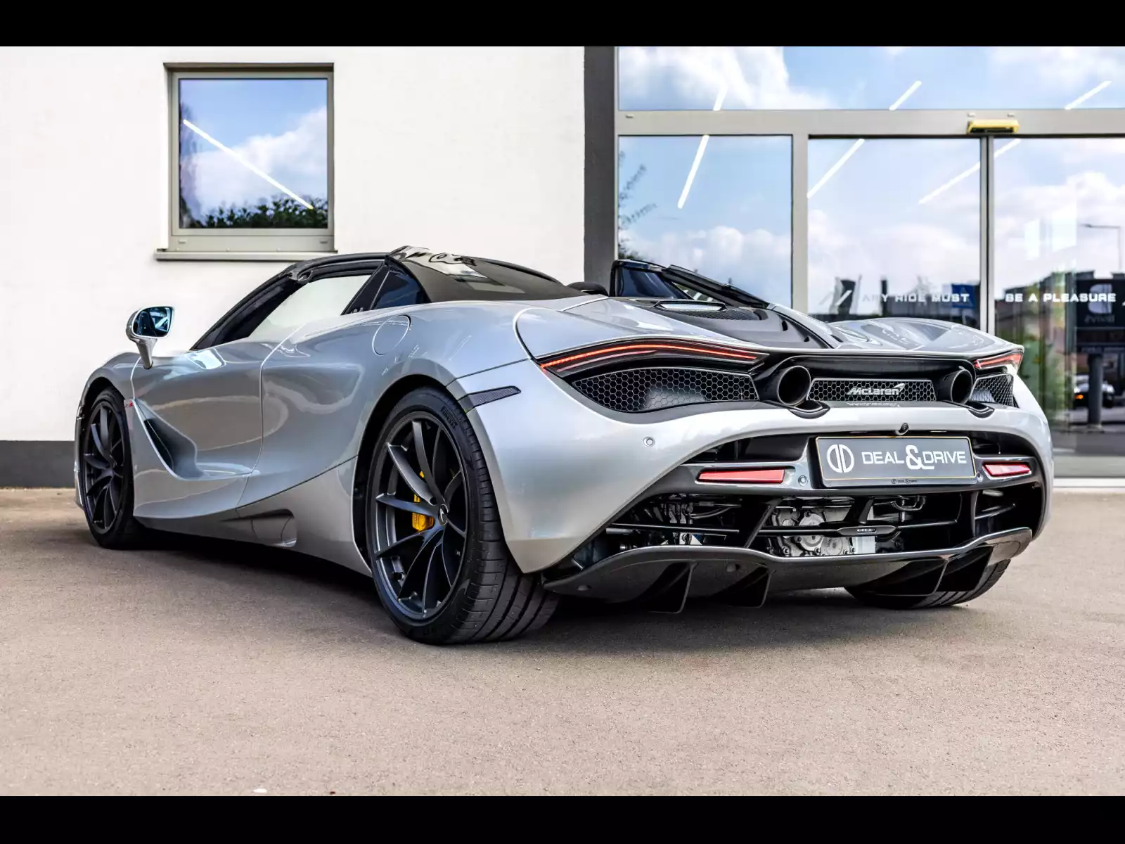 McLaren 720S SPIDER 4.0 V8 720 - Photo 1