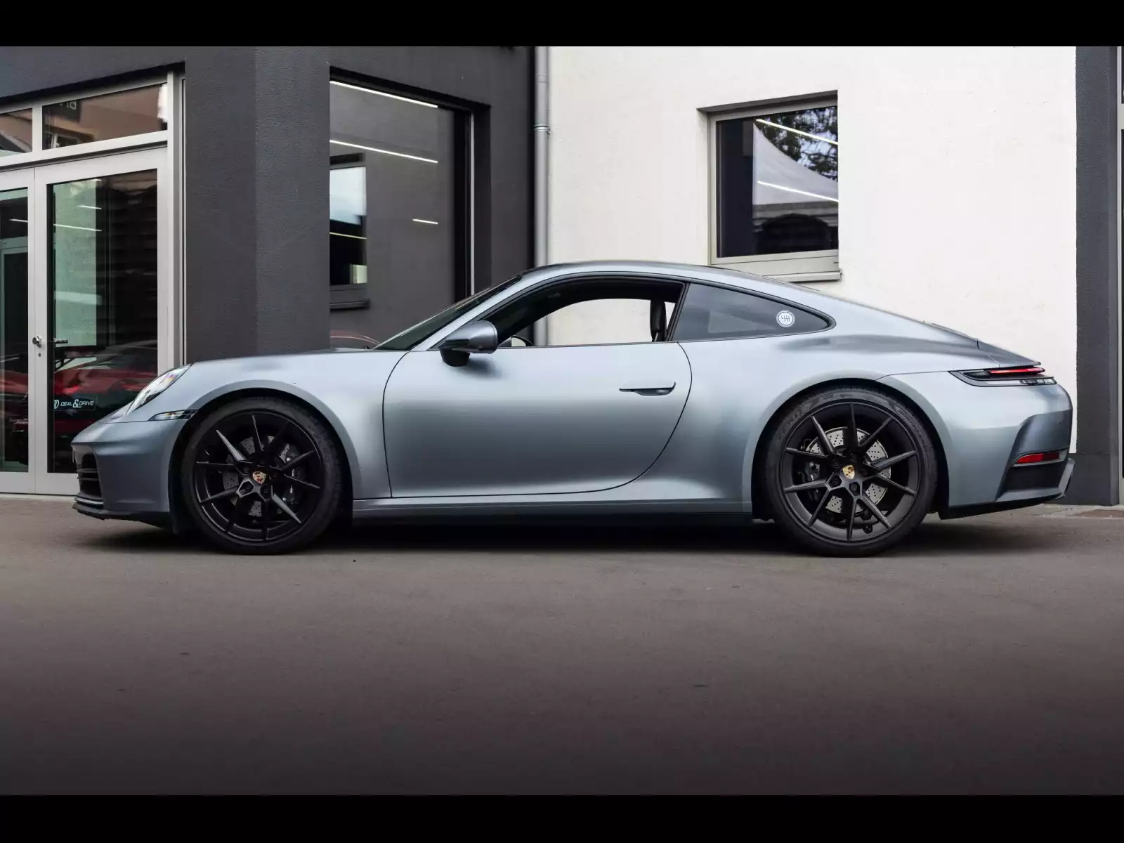 Porsche 992 .2 911 CARRERA T COUPE 6-SPEED MANUAL - Photo 1