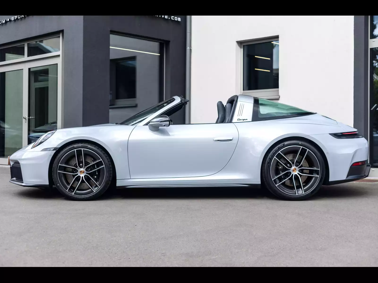 Porsche 911 (992.2) TARGA 4 GTS PDK - Photo 1