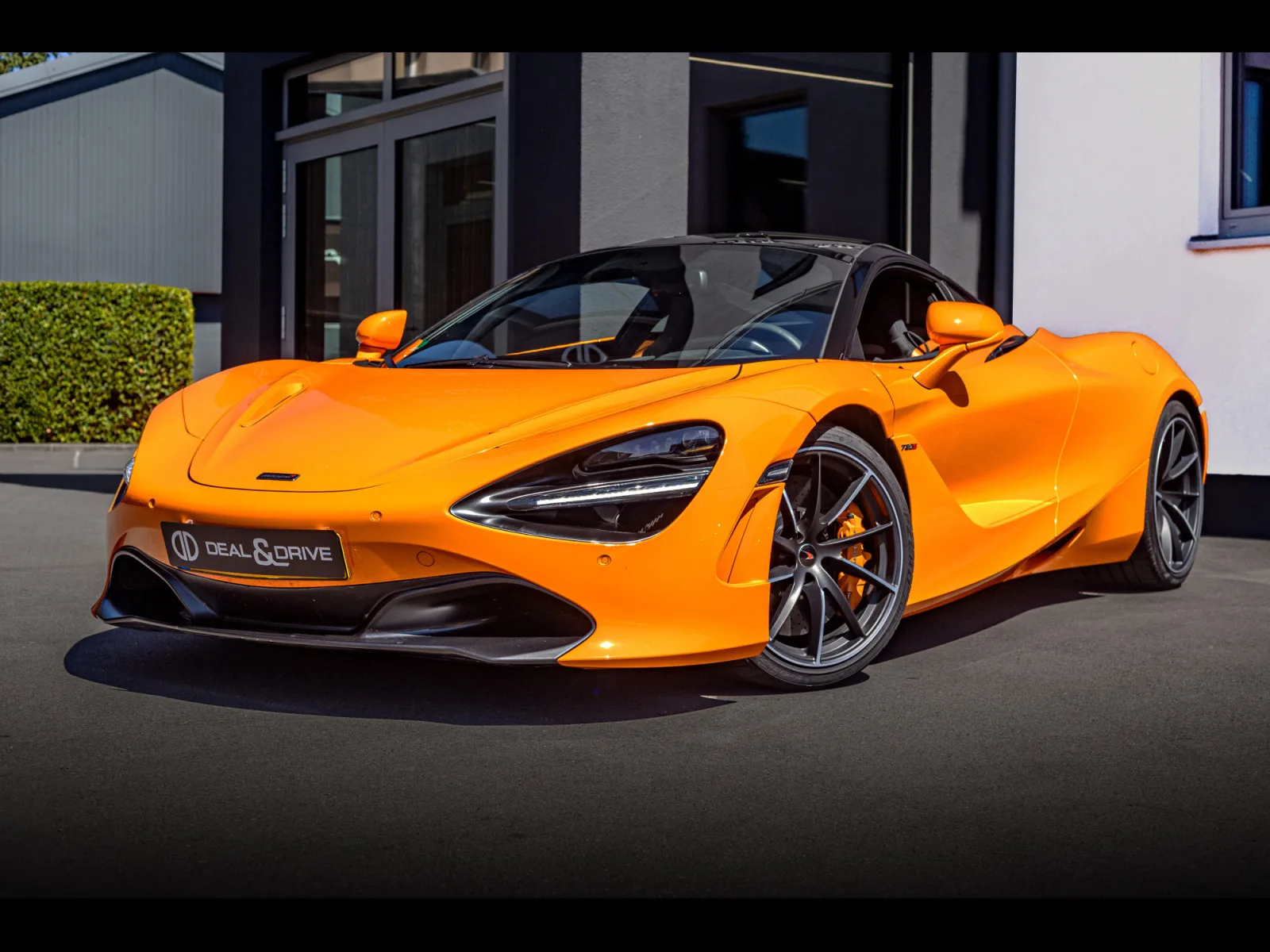 McLaren 720S COUPE - Photo 1