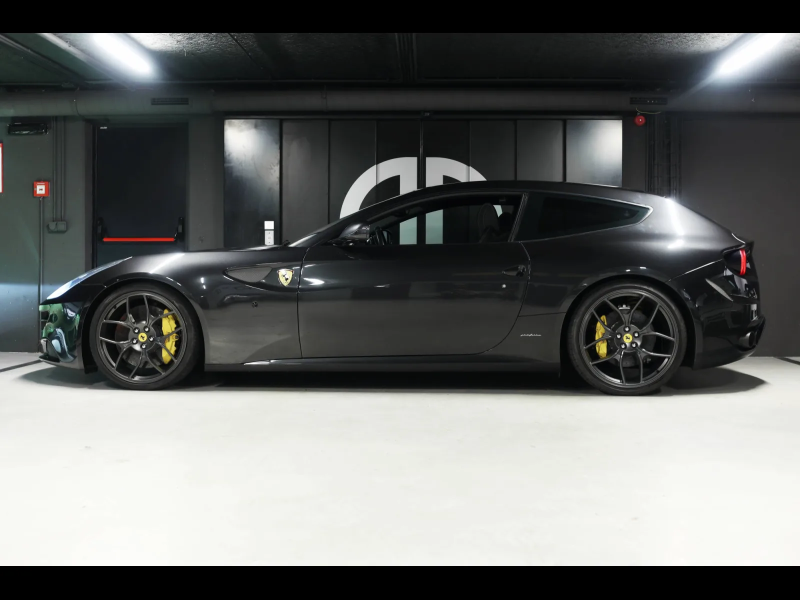Ferrari FF 6.2 V12 4RM (661 CH) - Photo 1