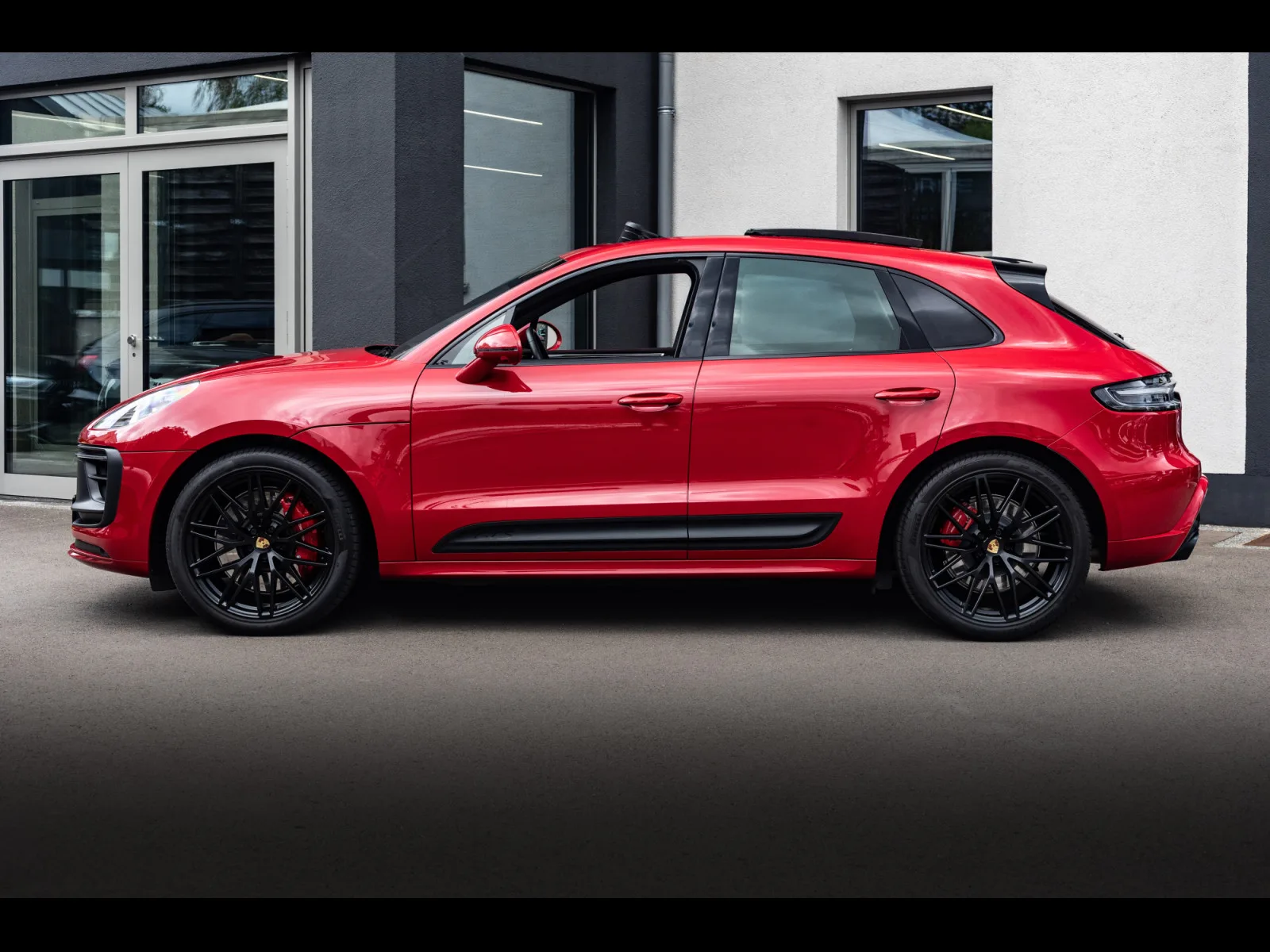 Porsche Macan III GTS PDK (441 CH) - Photo 1
