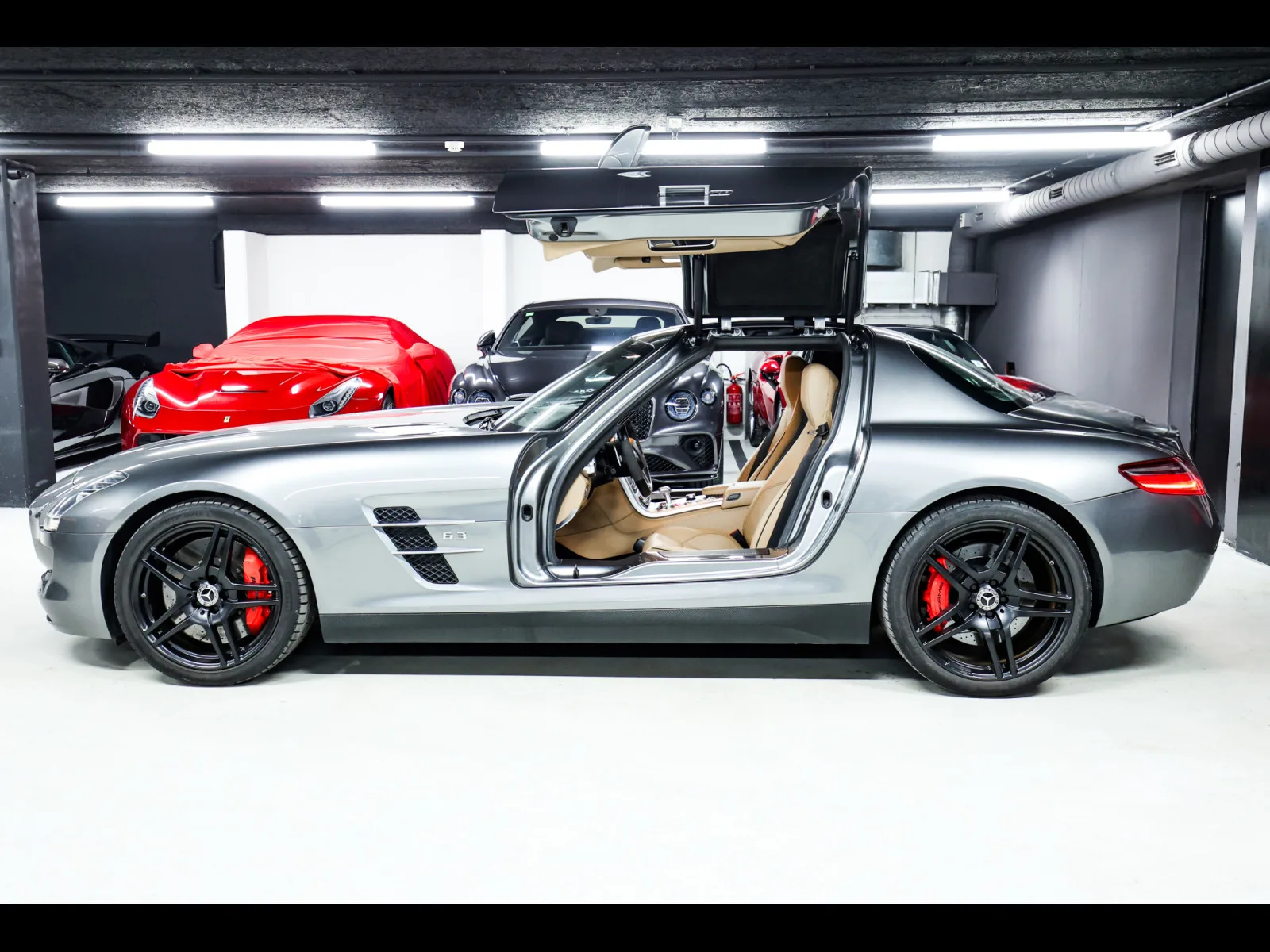 Mercedes-Benz SLS AMG COUPE 6.3 V8 - Photo 1