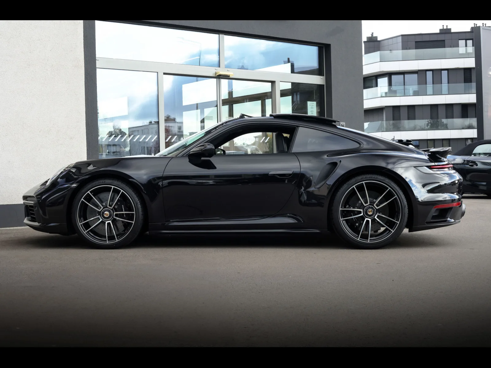 Porsche 911 (992) TURBO S COUPE PDK - Photo 1