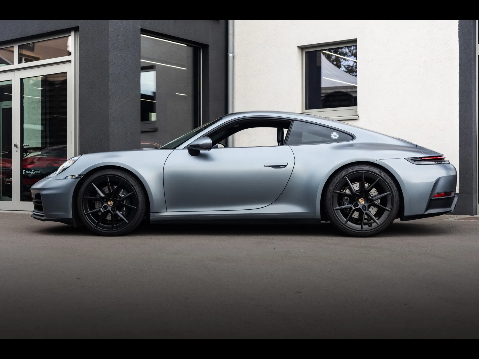 Porsche 992 .2 911 CARRERA T COUPE 6-SPEED MANUAL - Photo 1
