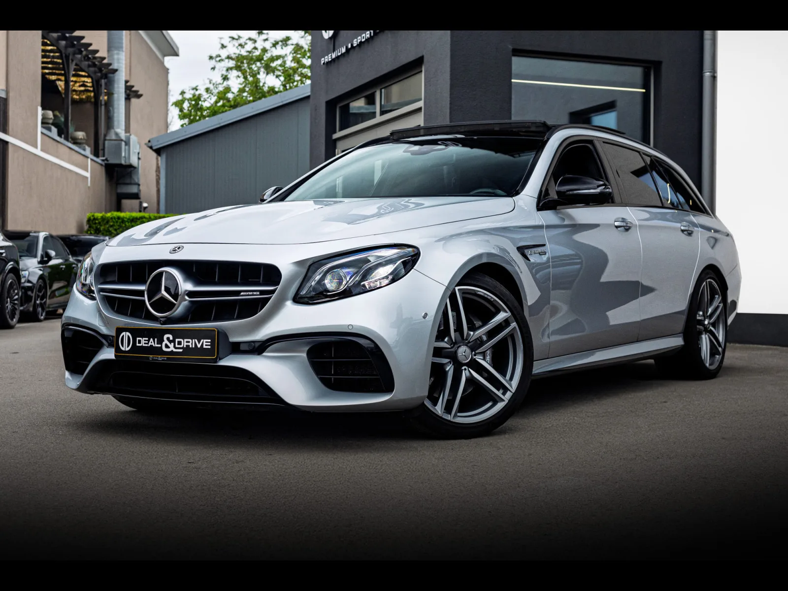 Mercedes-Benz E 63 AMG T-MODELL 4MATIC+ - Photo 1
