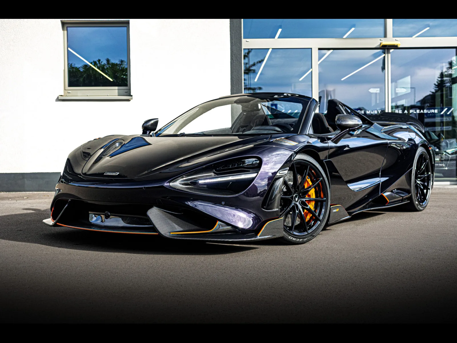 McLaren 765LT Spider 4.0 V8 - Photo 1