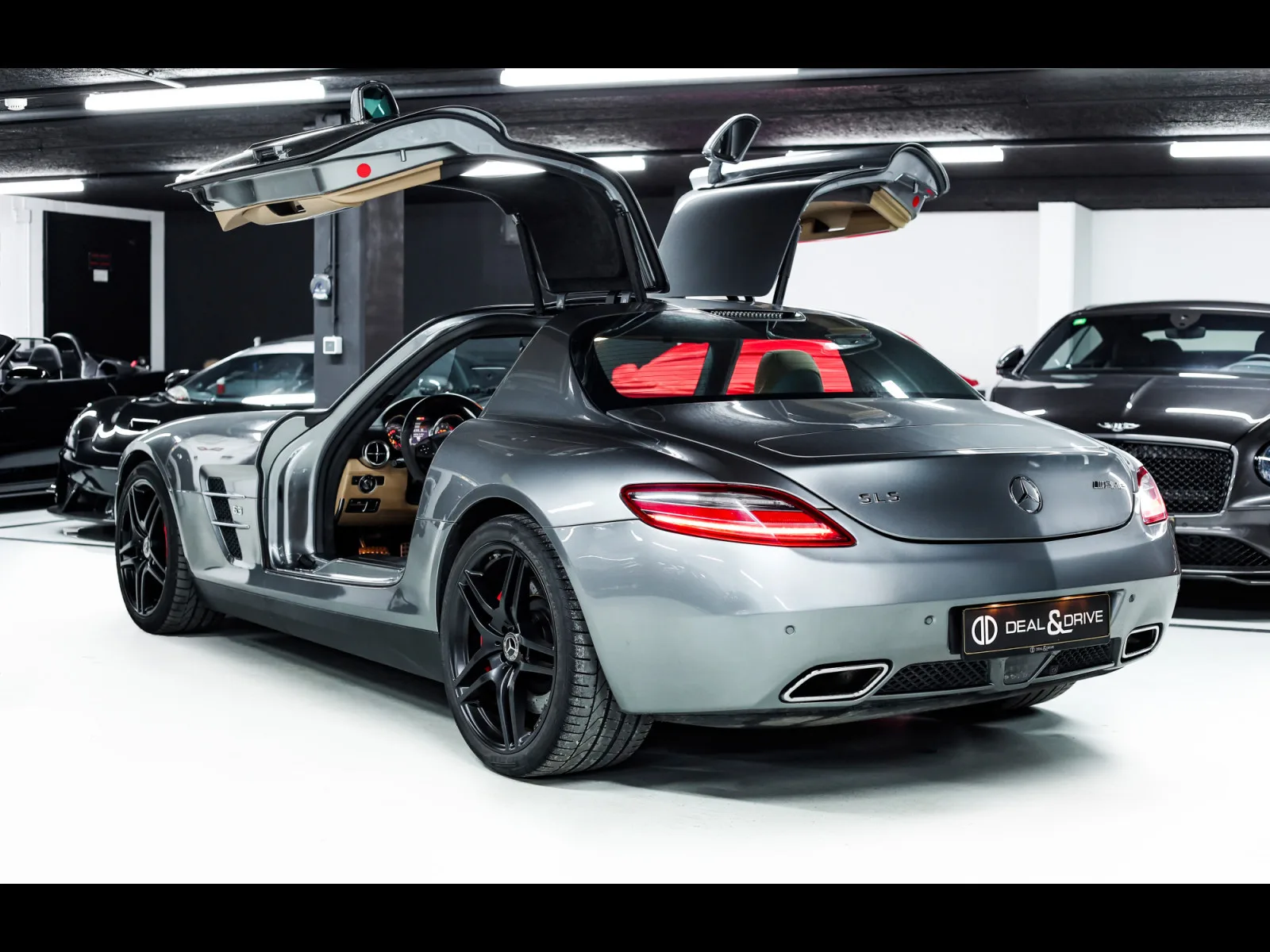 Mercedes-Benz SLS AMG COUPE 6.3 V8 - Photo 1