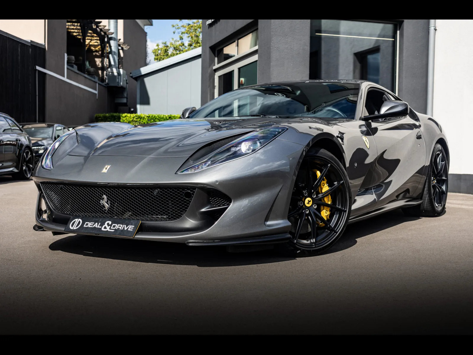 Ferrari 812 Superfast 6.5 V12 - Photo 1