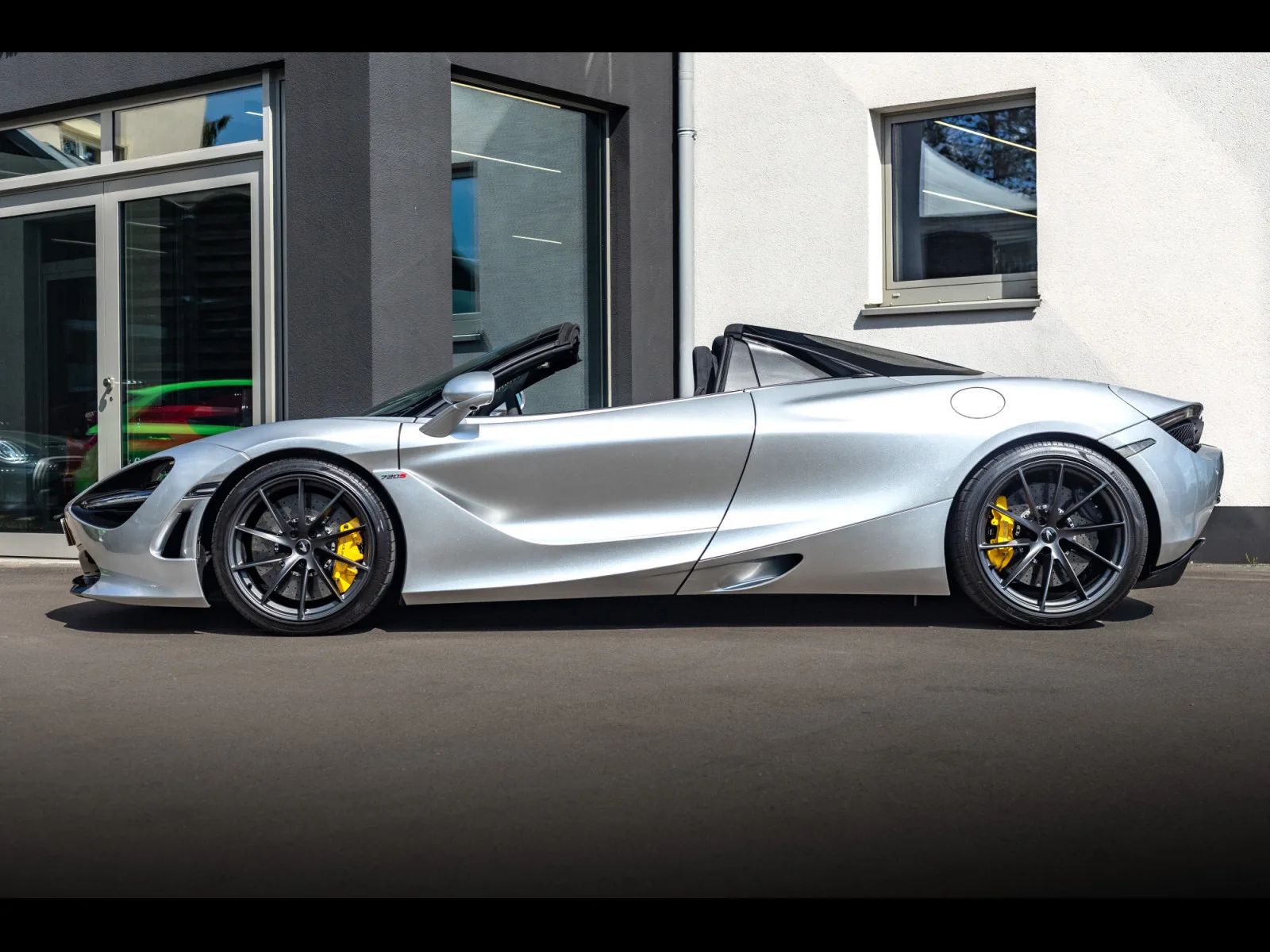 McLaren 720S SPIDER 4.0 V8 720 - Photo 1
