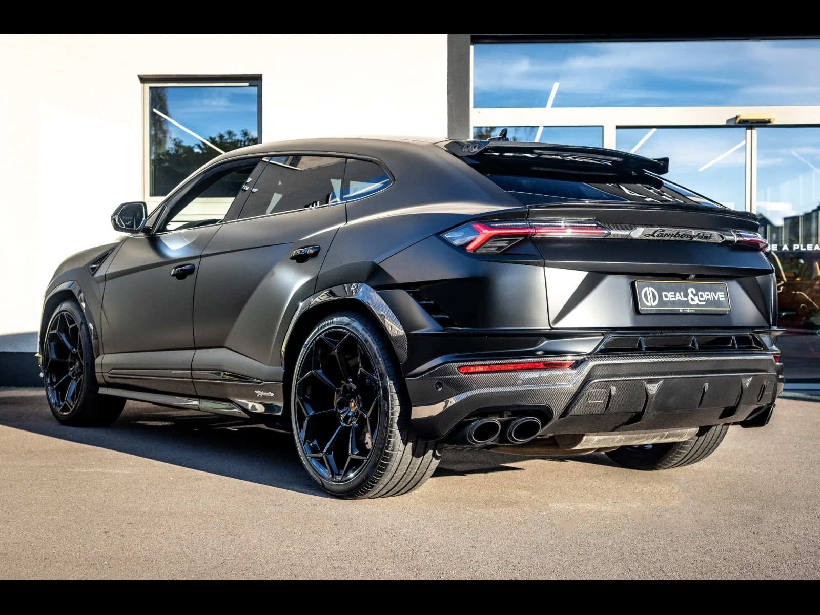 Lamborghini Urus PERFORMANTE 4.0 V8 666 CH - Photo 1