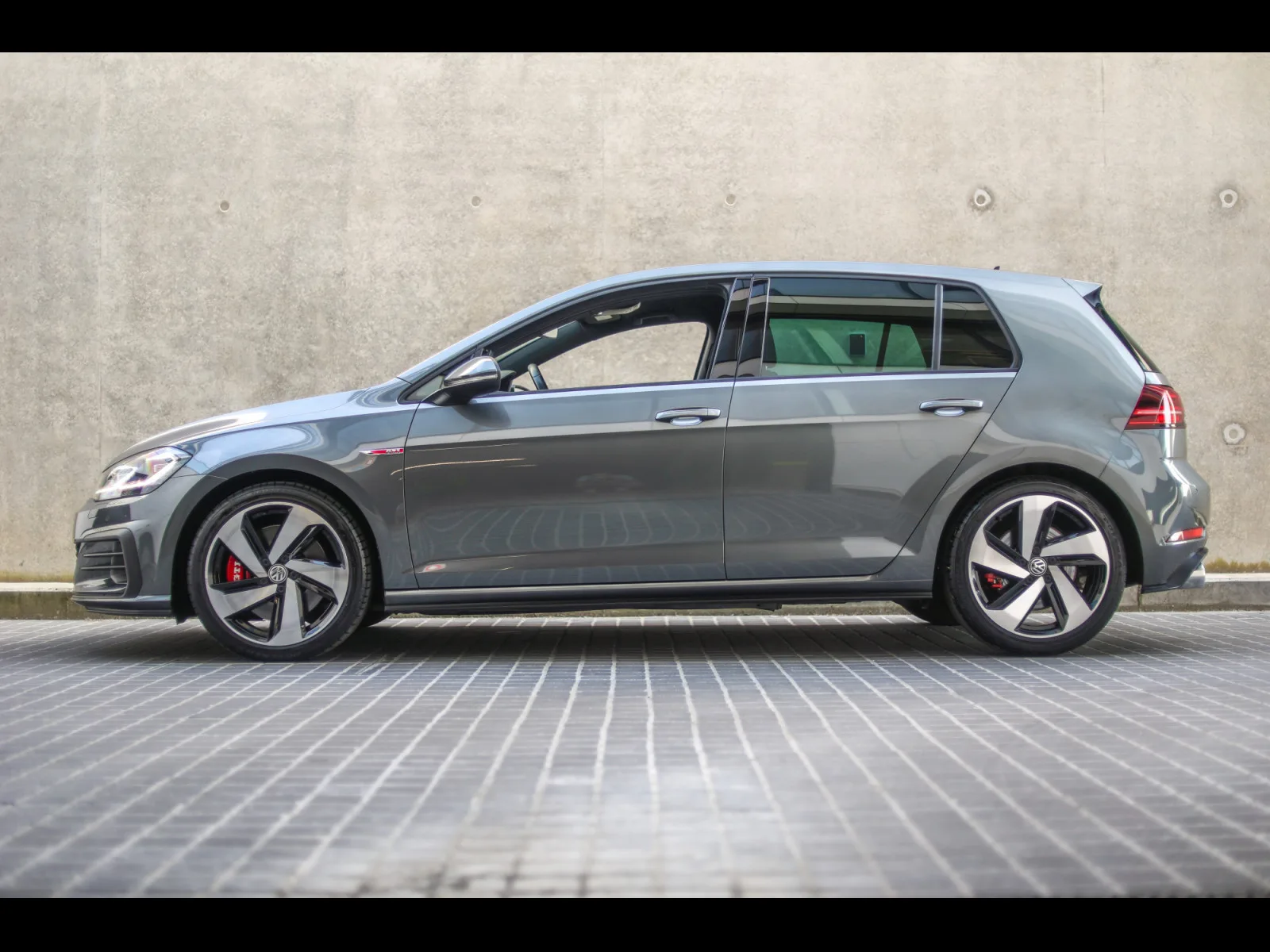 Volkswagen Golf VII 2.0 TSI GTI PERFORMANCE DSG7 - Photo 1