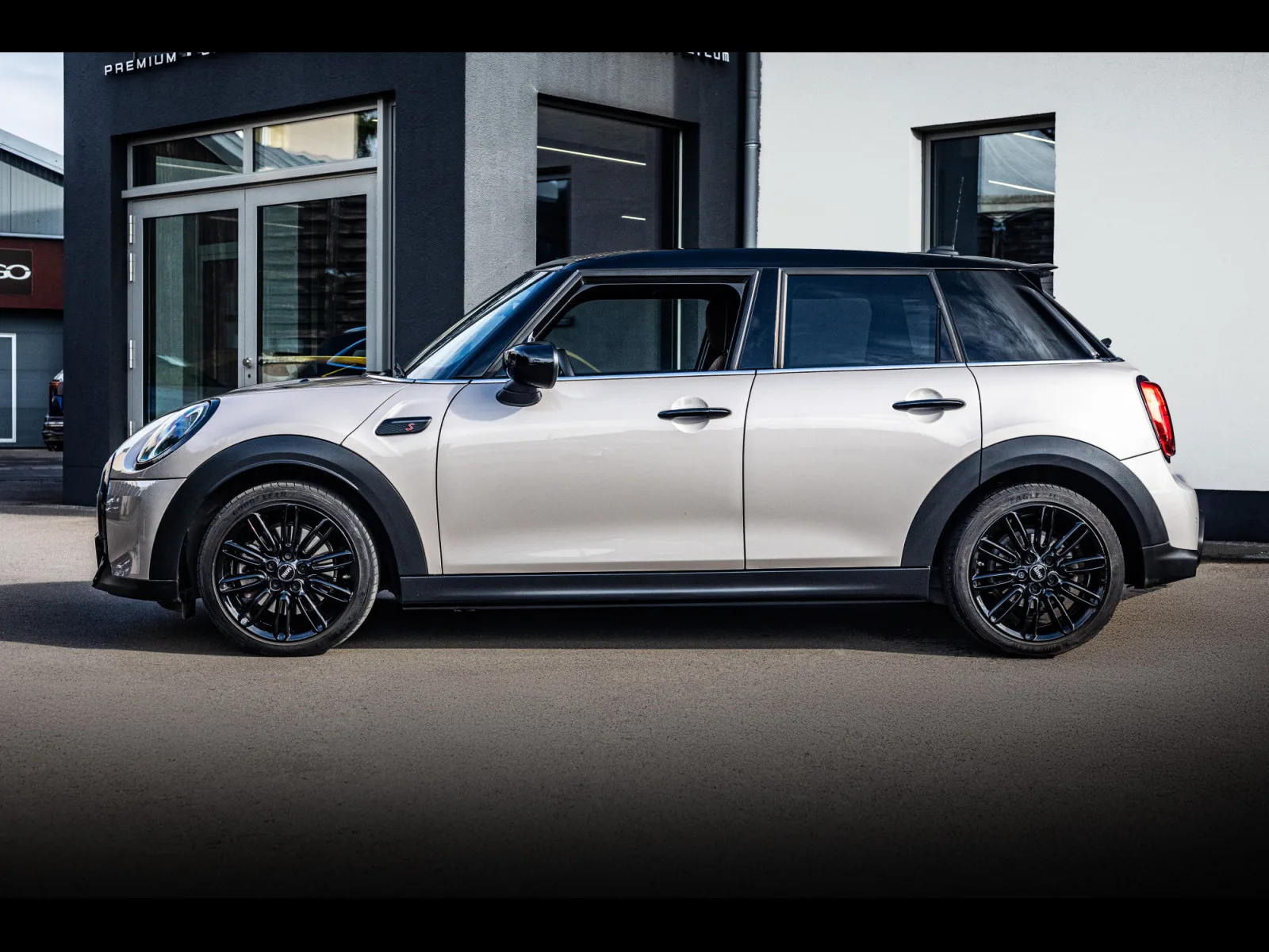 MINI Cooper S 5 PORTES AUTO - Photo 1