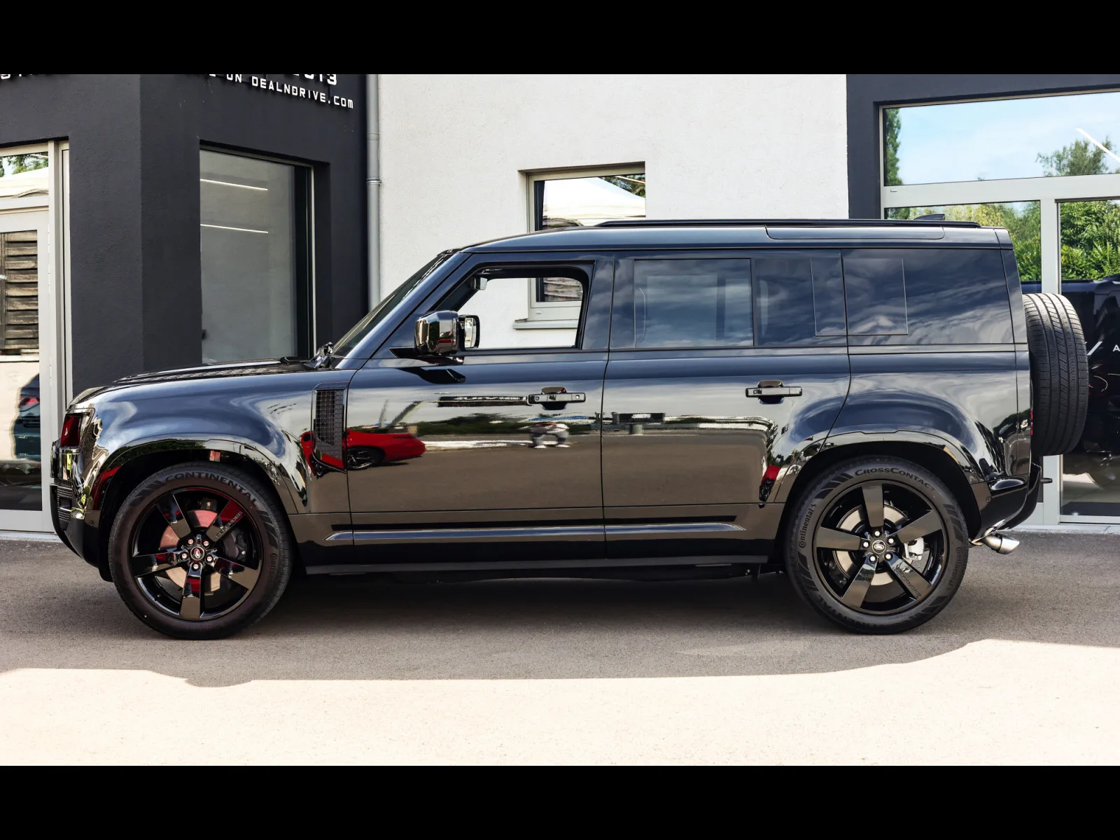 Land Rover Defender 110 P425 V8 X-DYNAMIC HSE - Photo 1