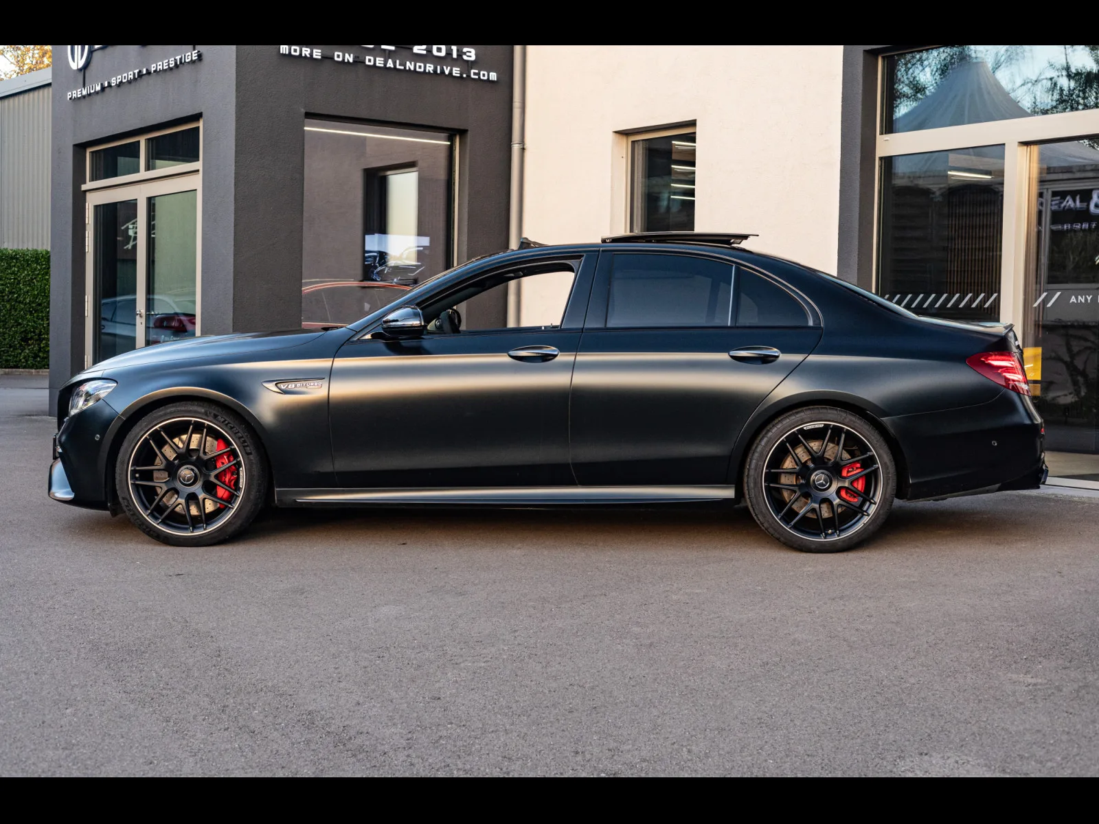 Mercedes-Benz E 63 AMG S LIMOUSINE 4MATIC EDITION 1 - Photo 1