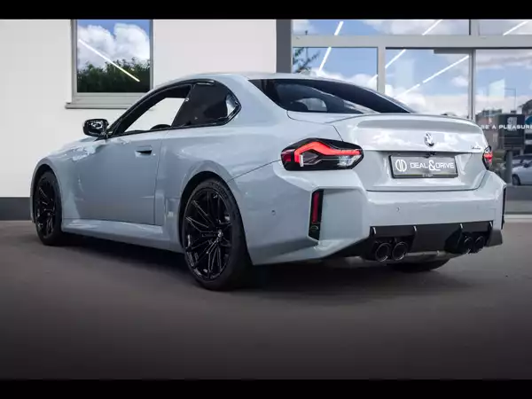 BMW M2 COUPE (G87) – BROOKLYN GRAU METALLIC - Photo 2